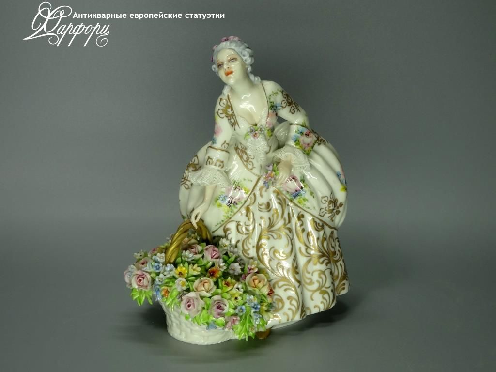 Фарфоровая статуэтка Fabris Italy 1674